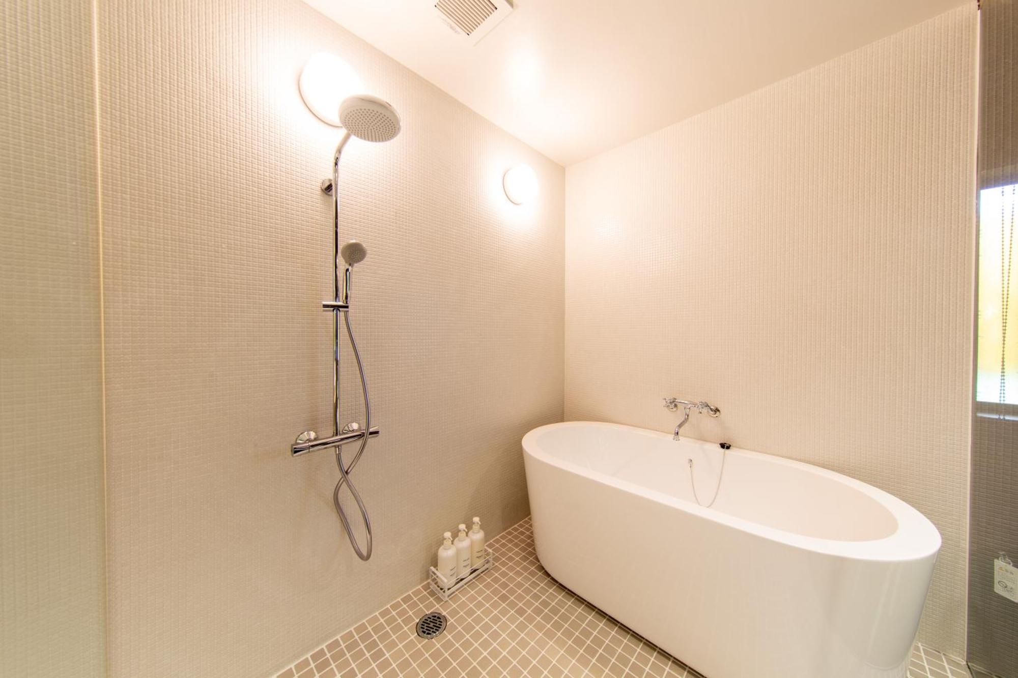 YNH Guest House Ōsaka Extérieur photo